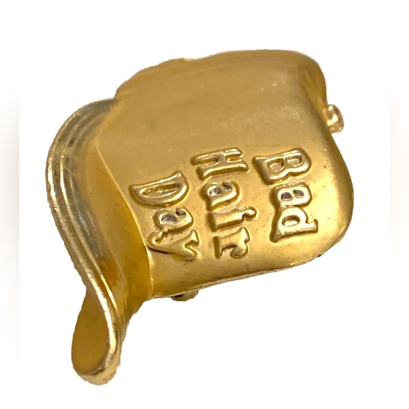 Signed AJC Fun Bad Hair Day Gold Tone Baseball Cap Hat Pin Brooch - Picture 2 of 7
